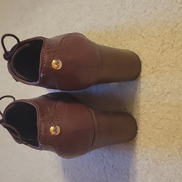 Tommy Hilfiger booties /shooties - Picture 3 of 5